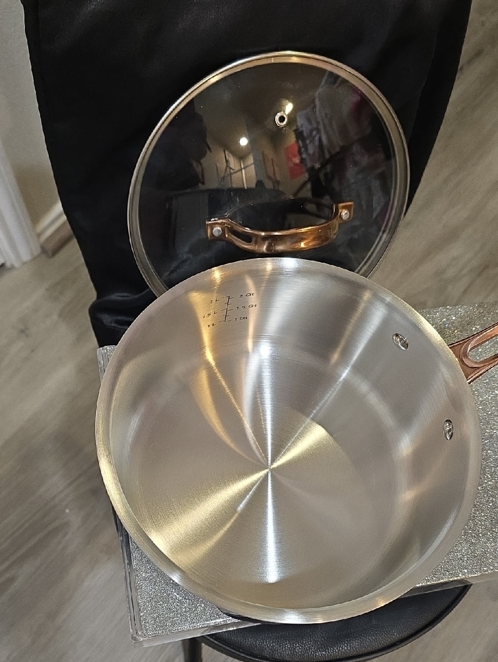 Viking 3-Ply PVD Stainless Steel 3QT Saucepan w/Lid & Copper Handle - Picture 9 of 11